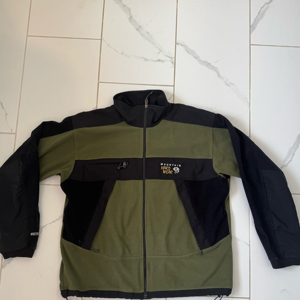 Vintage 2000’s Mountain Hardwear Fleece - Gore Windstopper Fabric